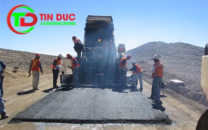 Tiến hành kiểm tra kỹ về độ chắc chắn của lớp nền
