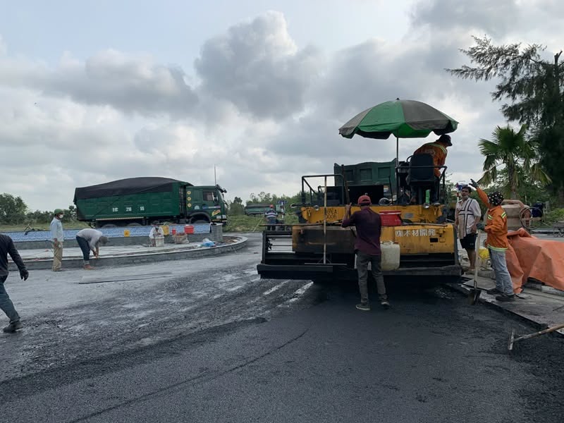 thi công thảm bê tông nhựa nóng