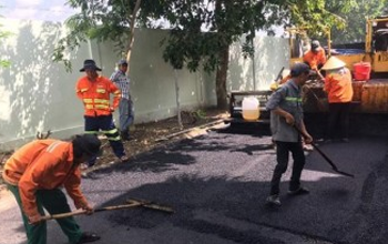 Thi công thảm bê tông nhựa hạt mịn c9 5